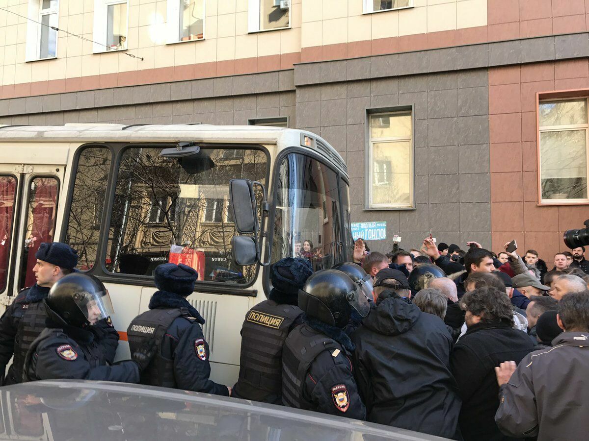 Навальному дали 15 суток