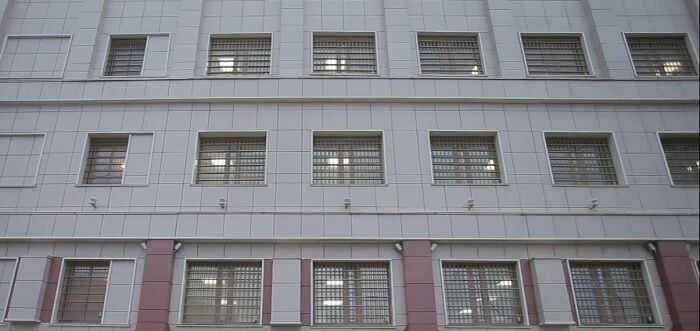 После жалоб заключенных на пытки уволили троих сотрудников петербургского СИЗО