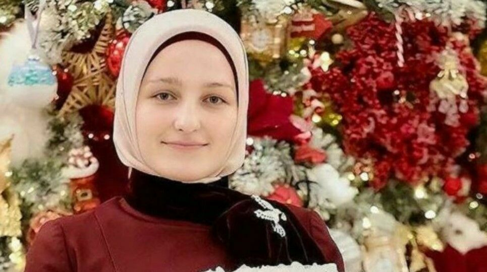 Рамзан Кадыров наградил вторую дочь Хадижат орденом имени Ахмата Кадырова
