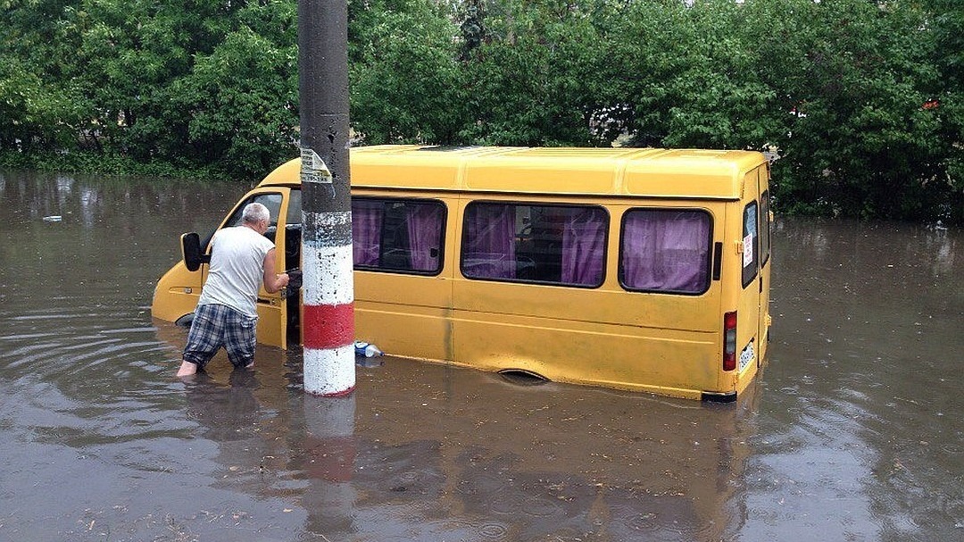 Ливневки никому не выгодны. Почему российские города обречены страдать от наводнений