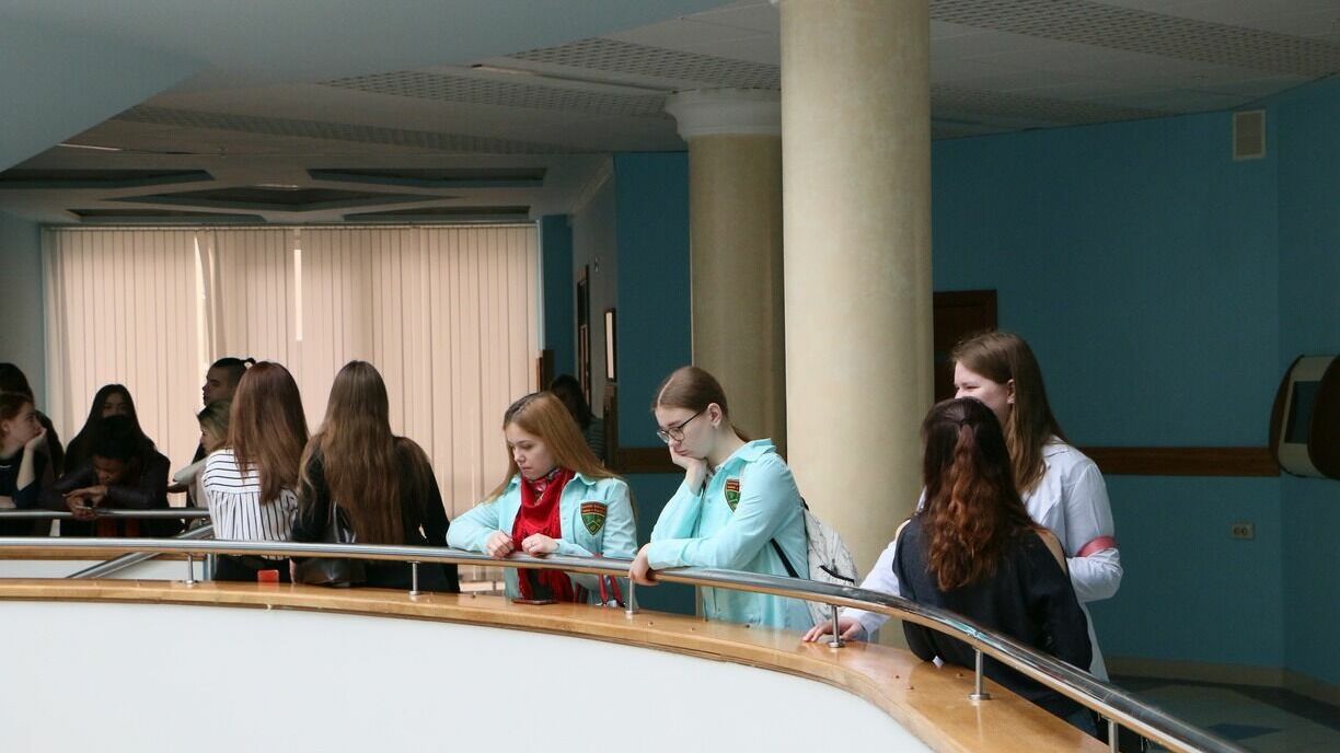 Российским вузам рекомендовали оказывать материальную помощь студентам-участникам СВО