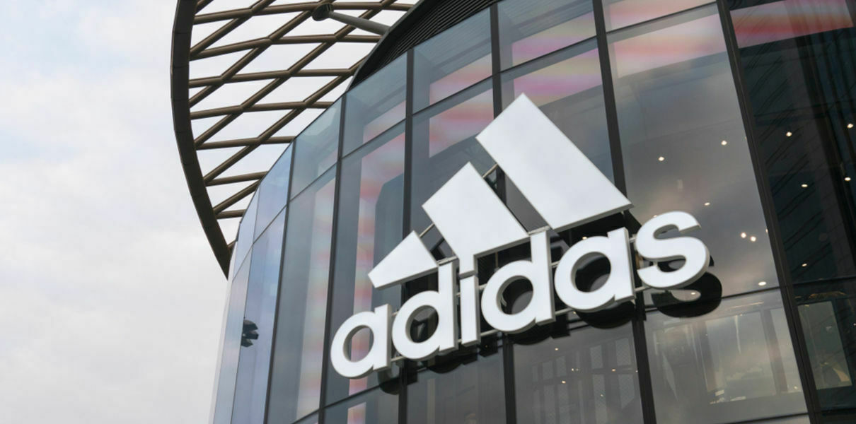 У Adidas падают продажи в России и СНГ