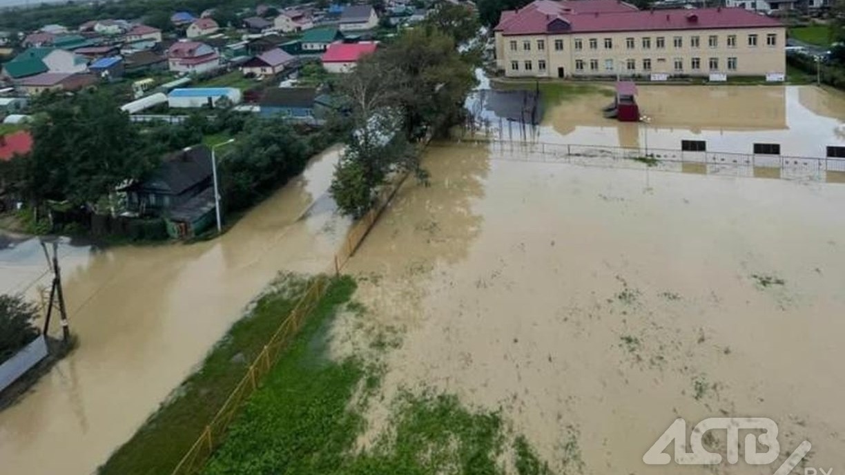 Сахалин уходит под воду: на остров обрушился сильнейший тайфун