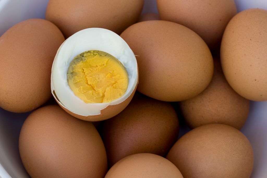 Спорщик из Индии умер, съев 41 яйцо