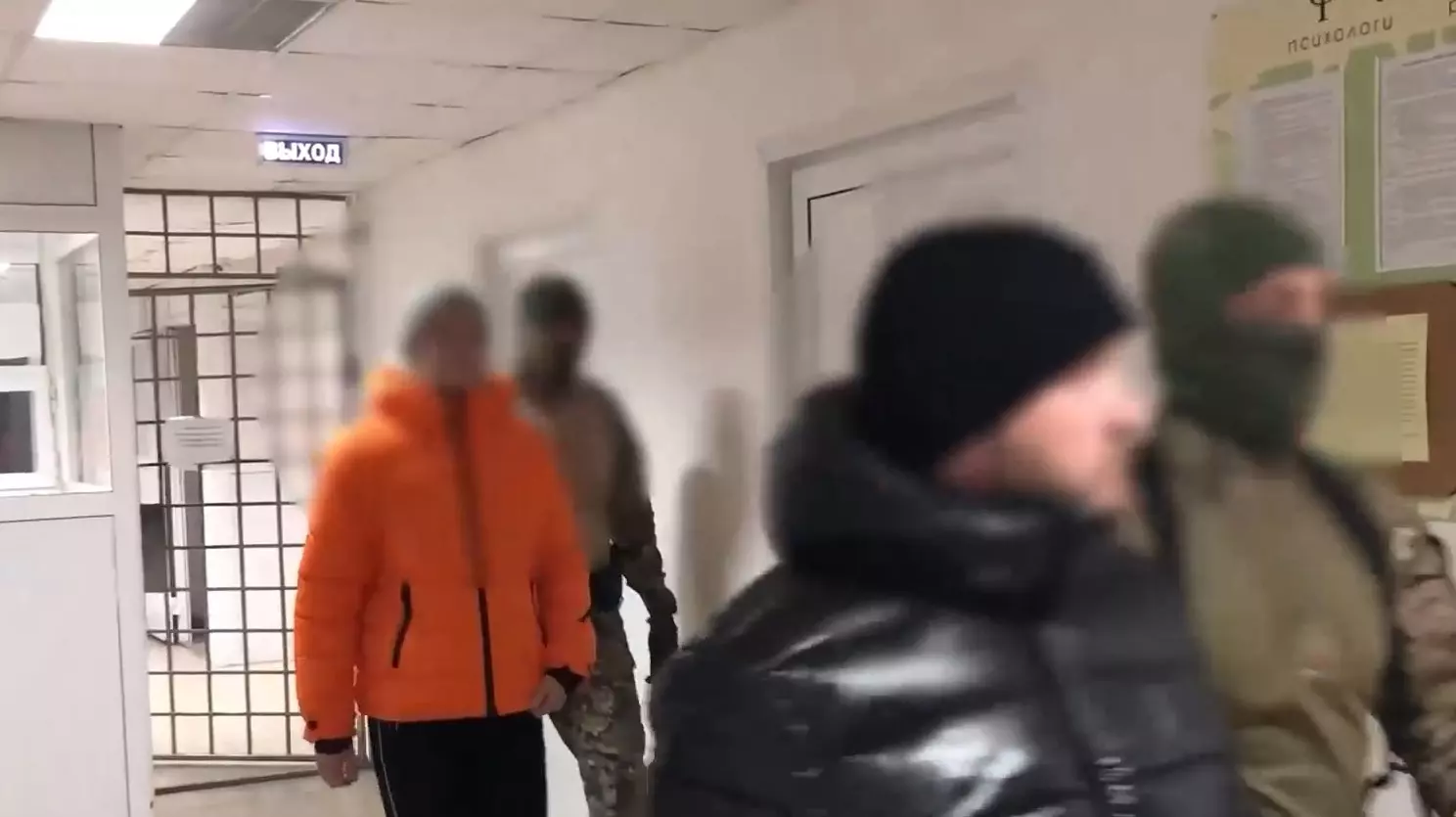 Сотрудники уголовного розыска УМВД России по городу Тюмени задержали четверых участников организованной группы.