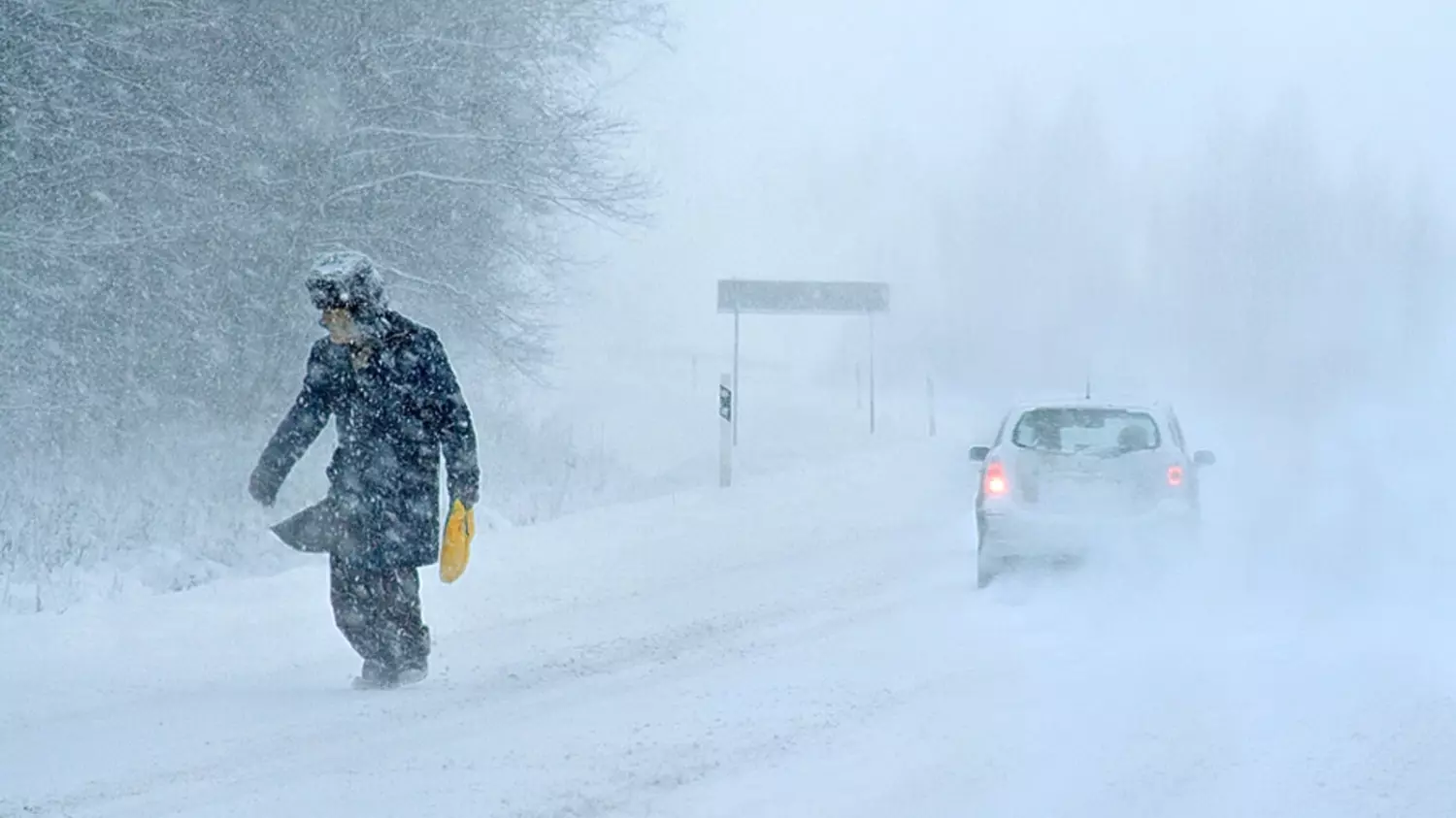 В Центральной России циклон принесет понижение температуры и снег