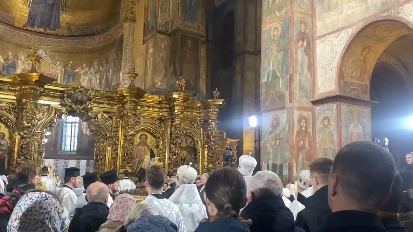 Литургия в Софйском соборе Киева