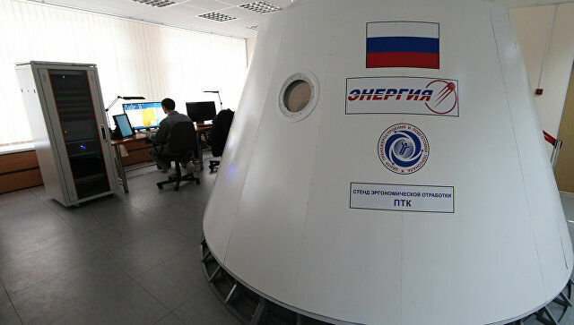 Рогозин предложил испытать систему спасения космонавтов "по-сталински"