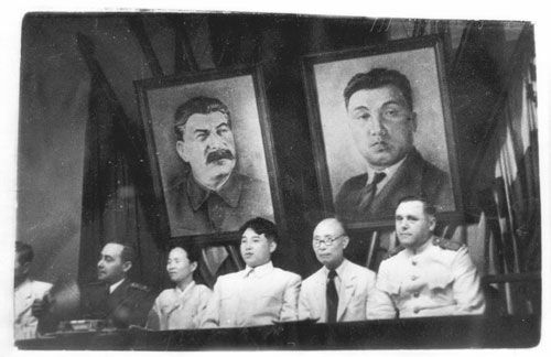 Ким Ир Сен на заседании ЦК Партии трудовой Кореи (1946 г)