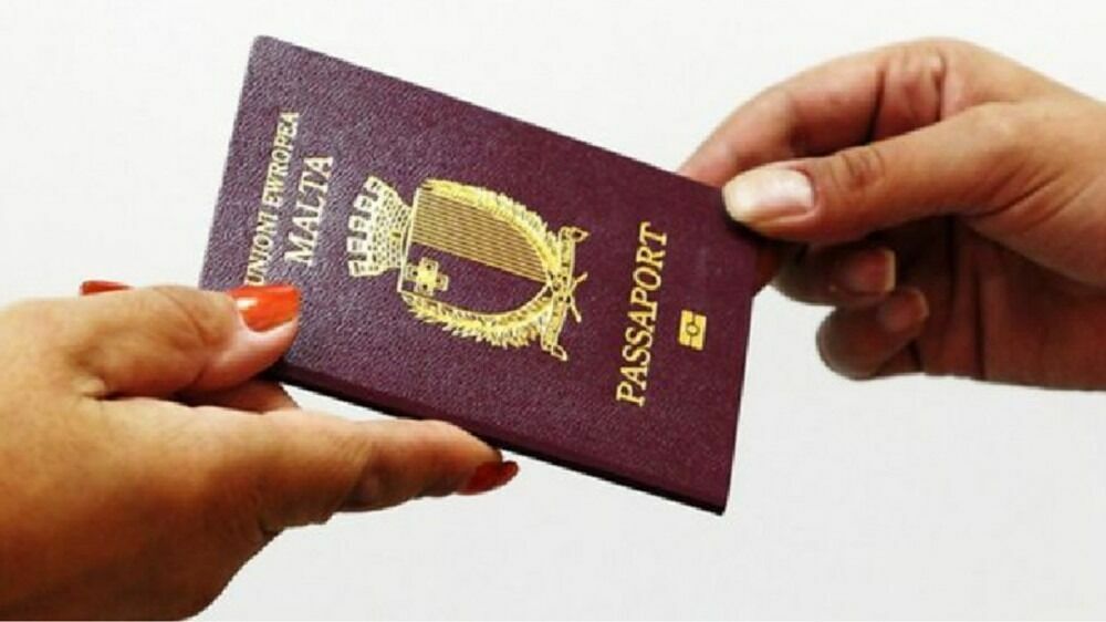 Десятки россиян лишились «золотых паспортов» на Мальте и Кипре