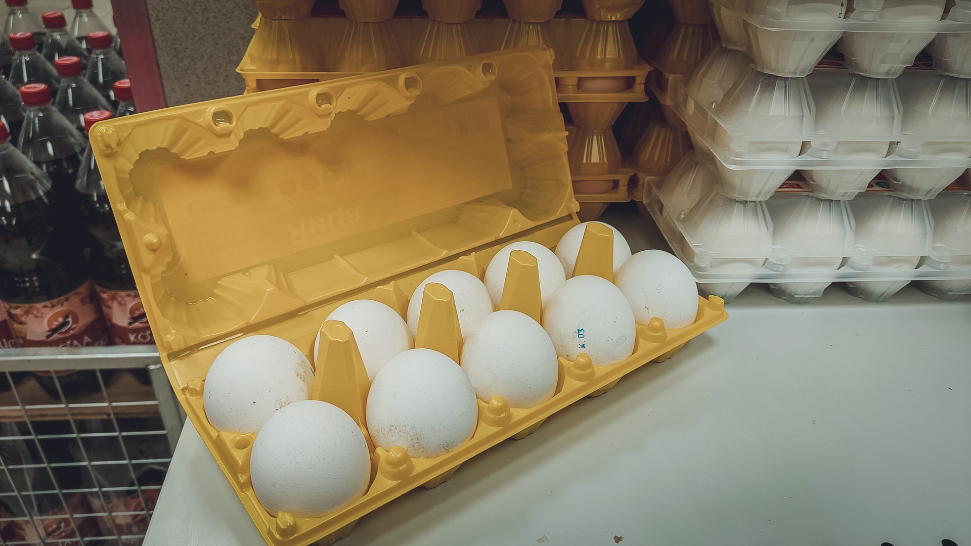 Как в девяностые: на Чукотке яйца стали дефицитом, их продают по паспорту