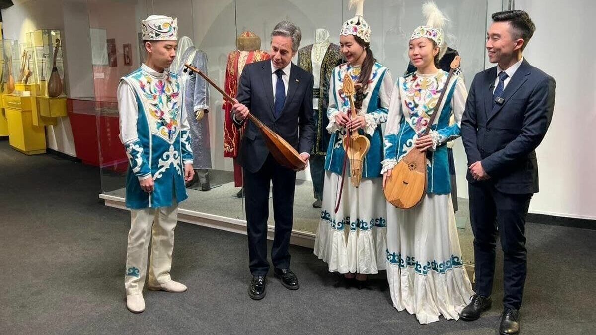 В Казахстане Блинкен призовет «не иметь дел с Москвой», пишет The New York Times