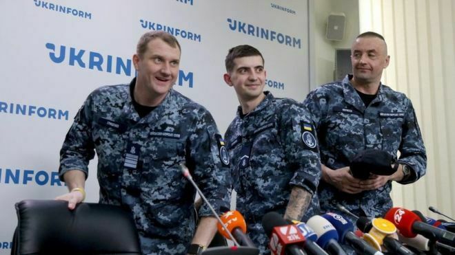 "Мы шли с мирными целями": украинские моряки рассказали о Керченском инциденте