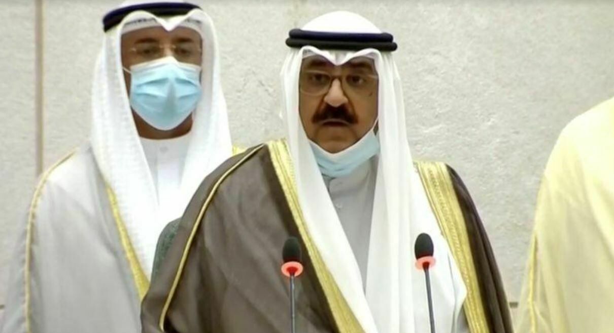 Эмир Кувейта возглавил страну с нарушением традиции