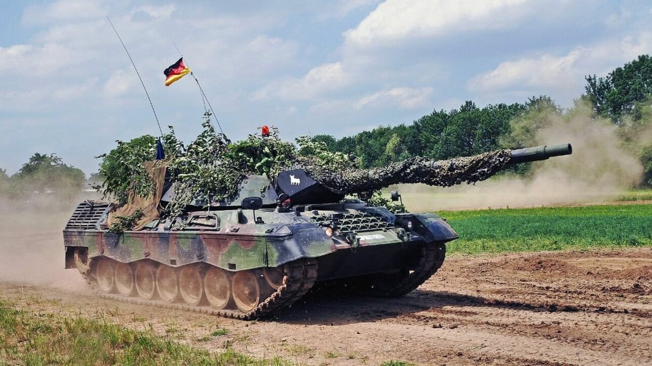 8 стран вошли в коалицию по поставкам танков Leopard украинским военным