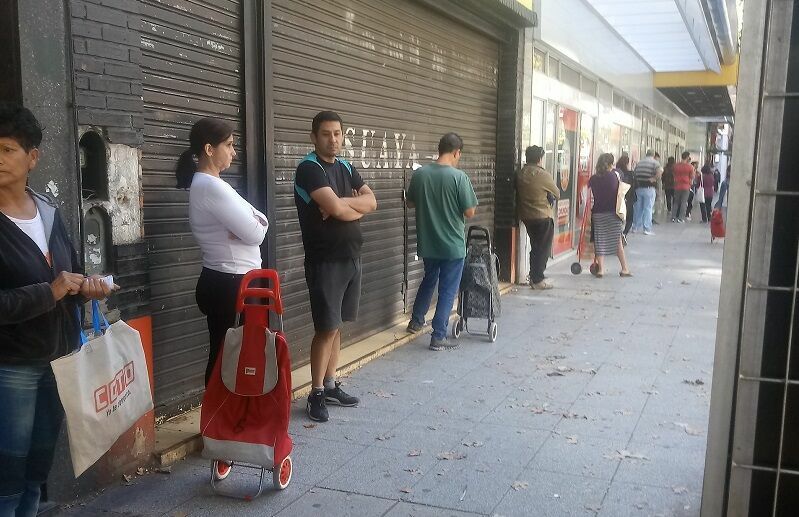 График прогулок в Буэнос-Айресе организовали по номерам паспортов