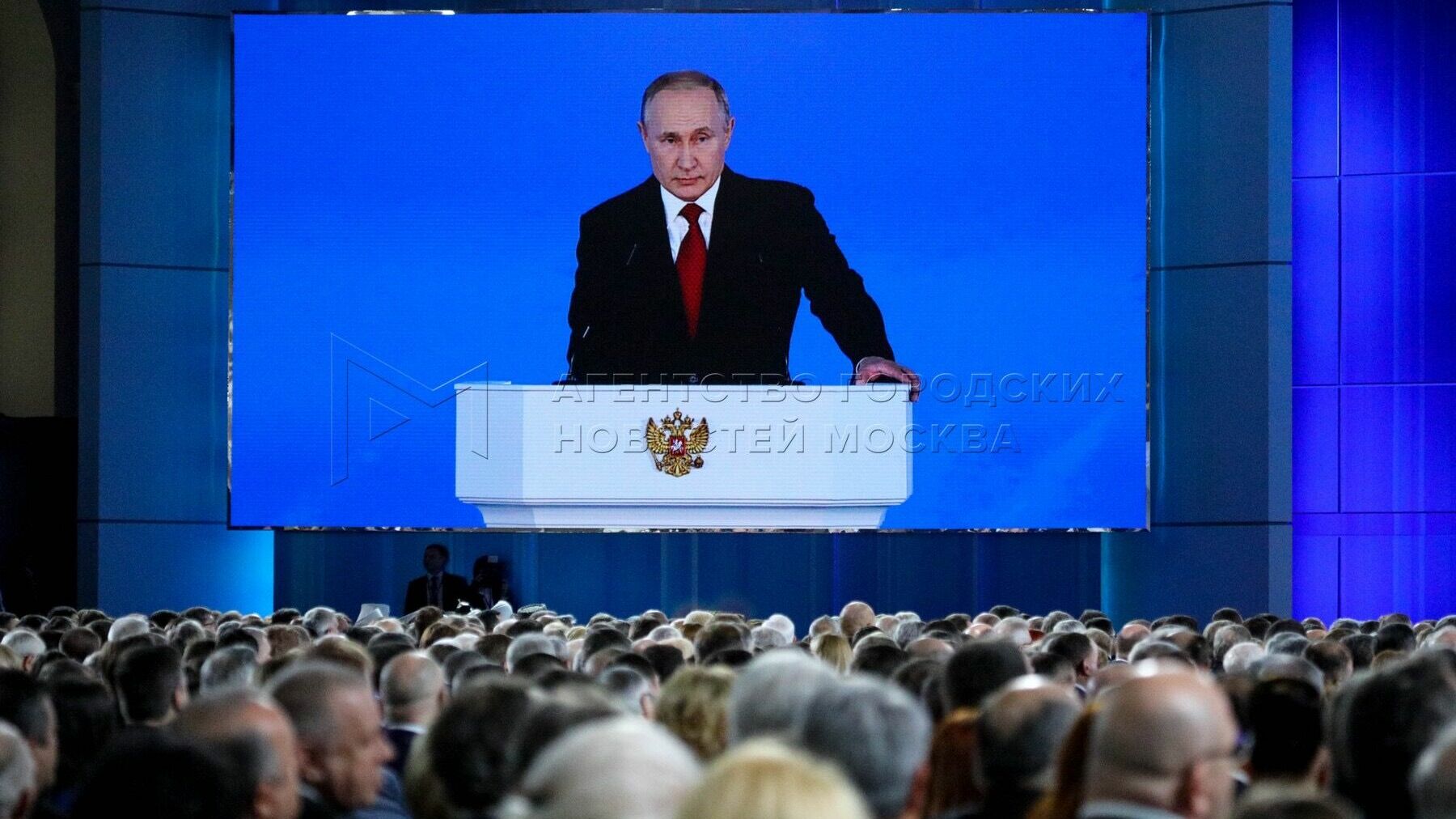 Владимир Путин раздал задания на новый политический год