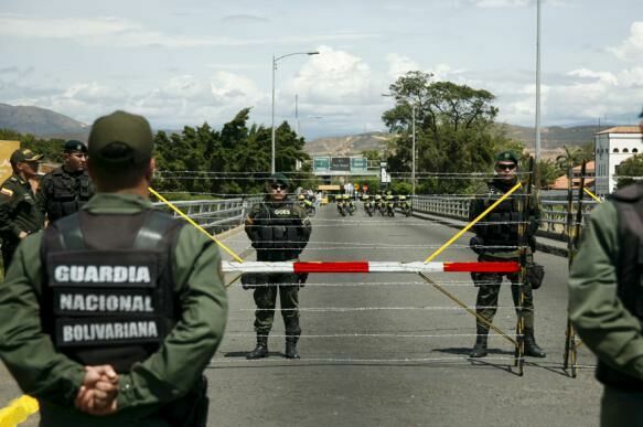 Венесуэла приготовилась к вторжению со стороны Колумбии