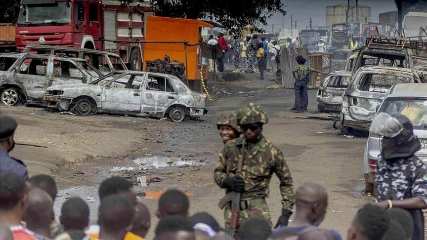 В Сьерра-Леоне в ходе голодных бунтов погибли шестеро полицейских