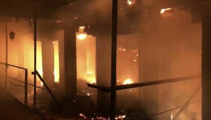 Мега-пожар во Владикавказе: горит цинковый завод (видео)