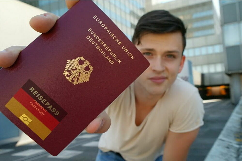 Вопрос дня: будет ли Германия выдавать паспорта жителям Калининграда?