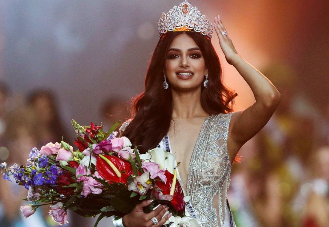 На конкурсе «Мисс Вселенная-2021» победила представительница Индии