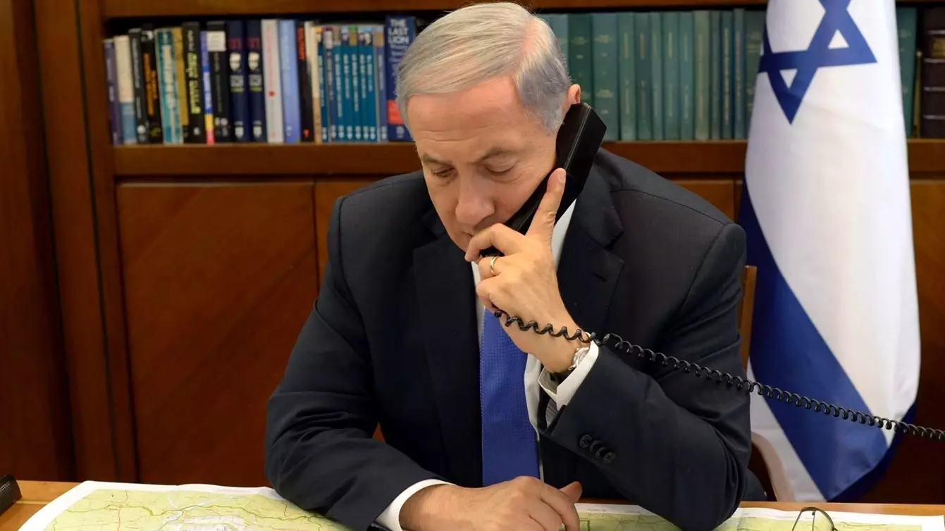 Израильский премьер обеспокоился своим будущим