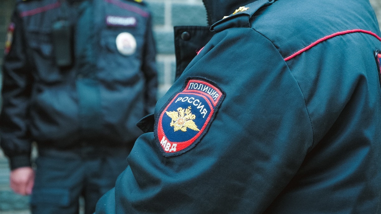 Кировский «диверсант» цинично оголился перед зданием ФСБ