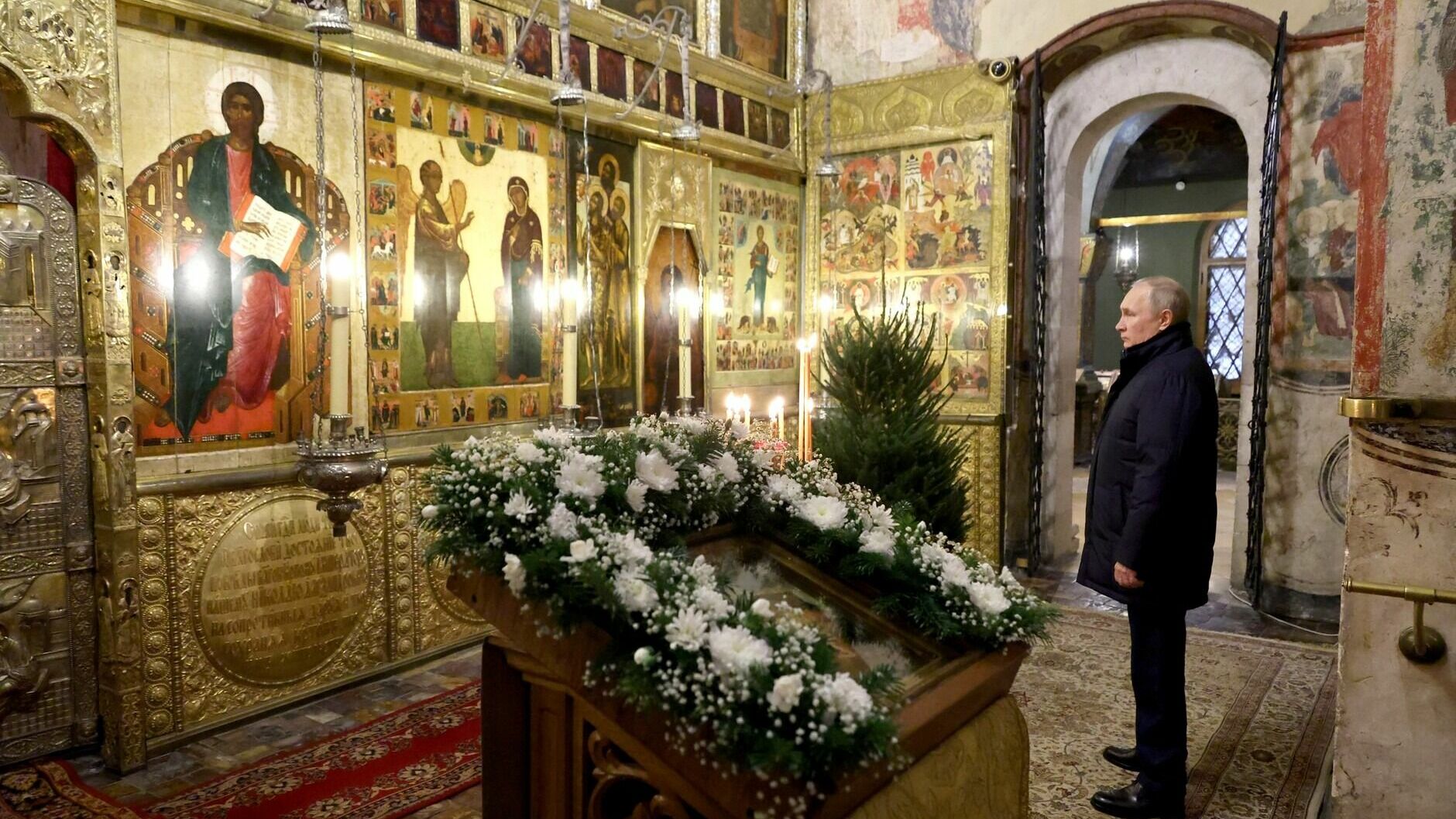 Владимир Путин: "Церковь поддерживает наших воинов, участвующих в СВО"