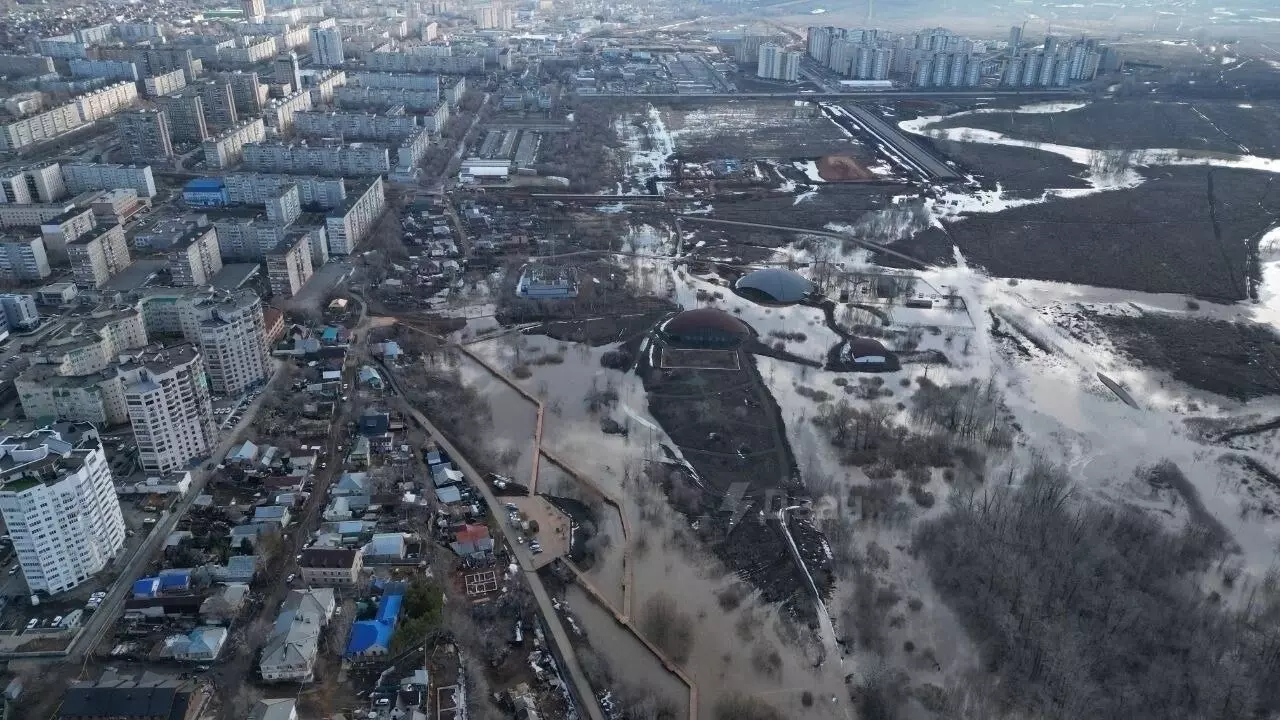 Река Урал преодолела критическую отметку в 930 см