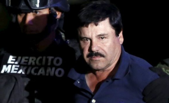 Глава Мексики попал на видео с приближенными крупнейшего наркобарона