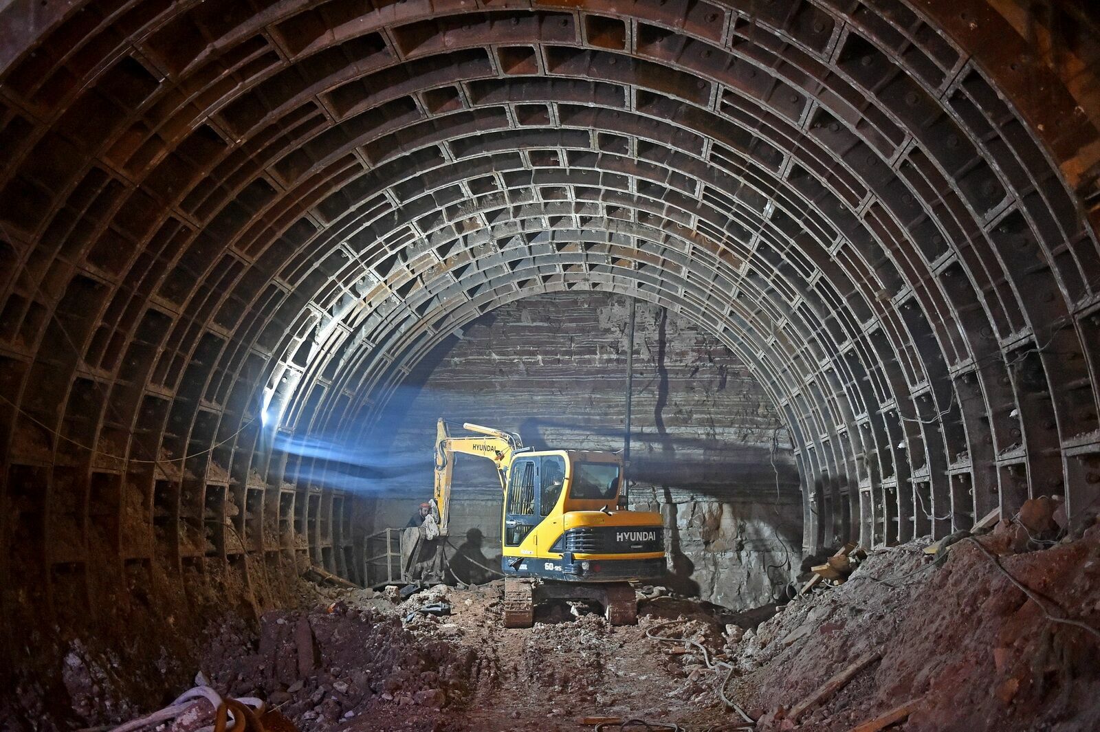 Строительство московского метро подорожало вдвое