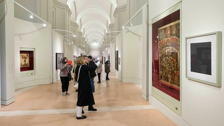 Эрмитаж и Третьякова стали самыми прибыльными музеями страны