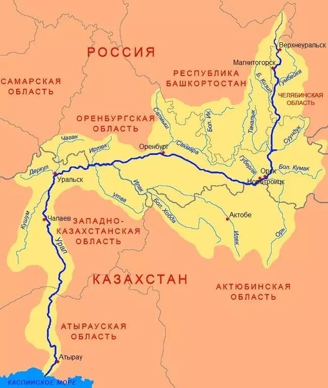 Река Урал связывает Россию и Казахстан