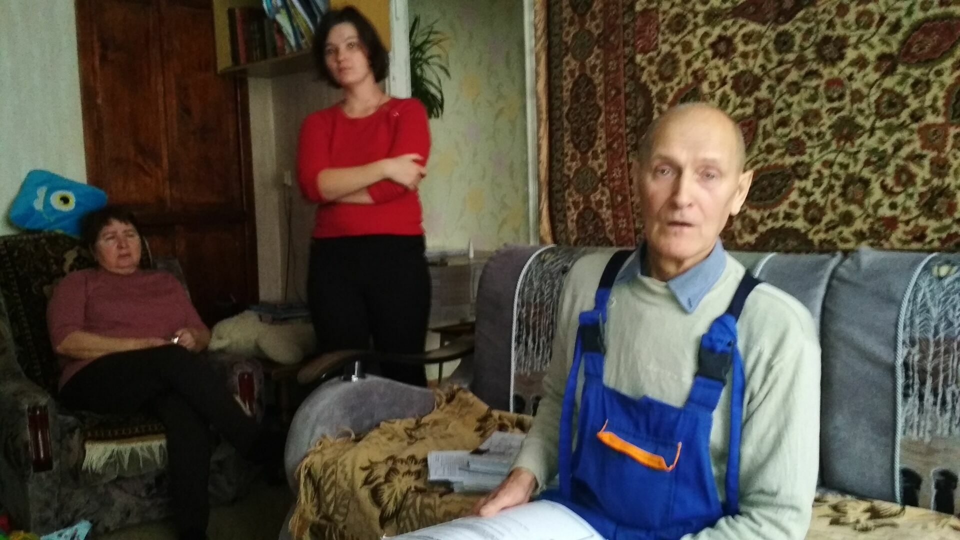 Забытые реновацией: жильцы аварийных коммуналок в Москве просят о помощи