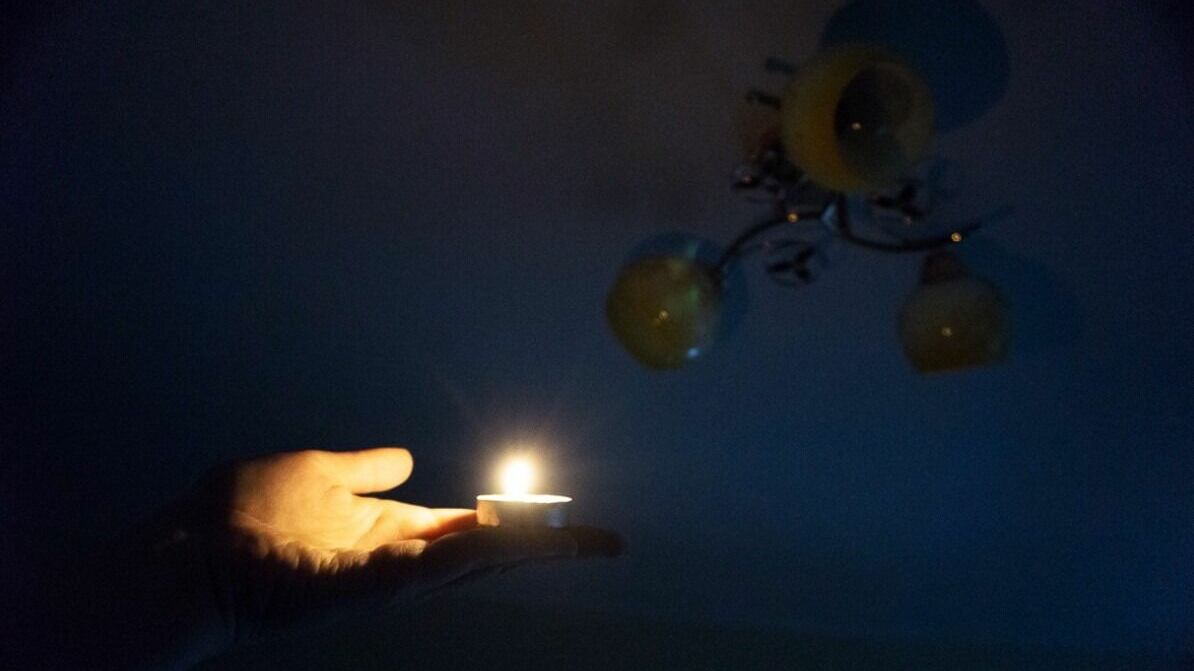 В Новгородской области 62 населенных пункта остались без света из-за непогоды