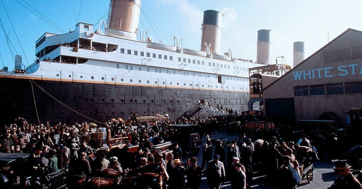 Не раскачивайте «Титаник», он ещё из порта не вышел! Политологи - о митингах в Москве