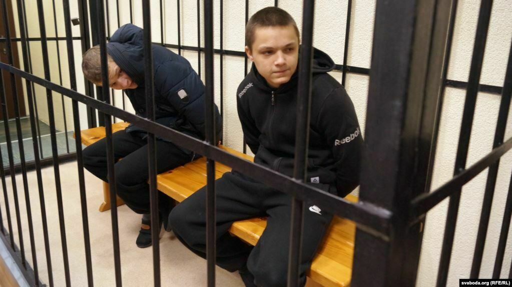 В Белоруссии приговорили к расстрелу девятнадцатилетнего убийцу