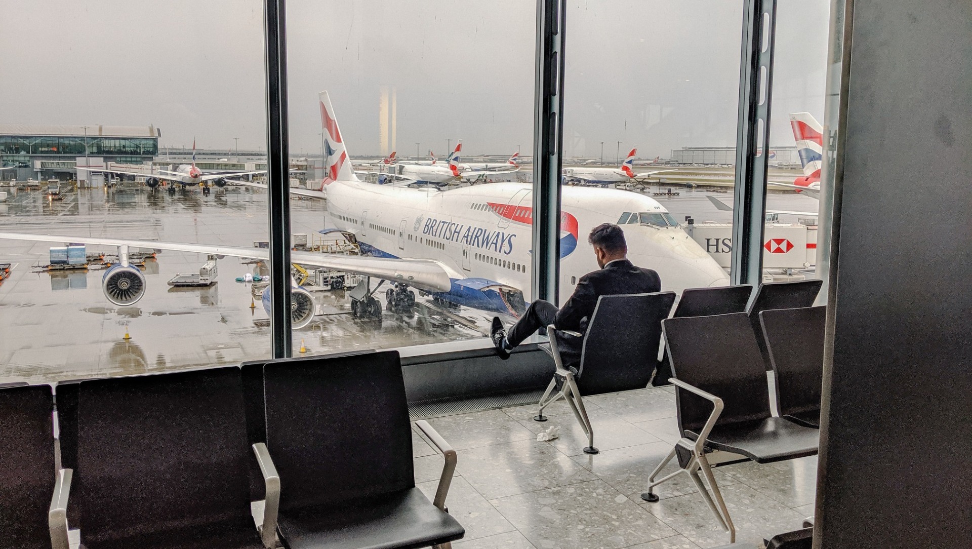 Россиянам больше не разрешат безвизовый транзит в британских аэропортах