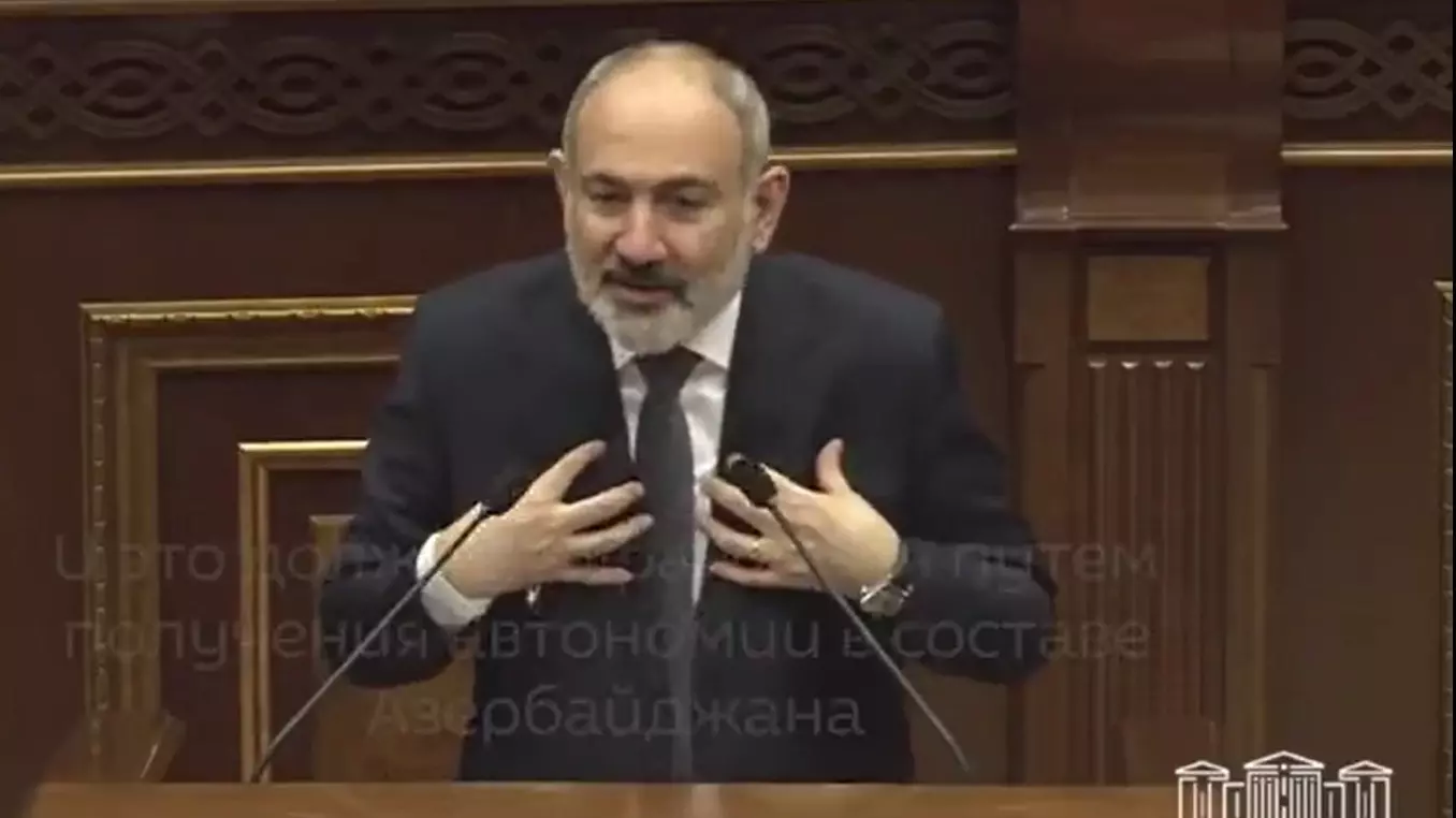 Никол Пашинян выступает перед депутатами