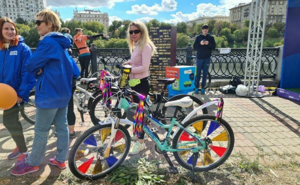 В центре Москвы стартовал осенний велофестиваль (ФОТО)