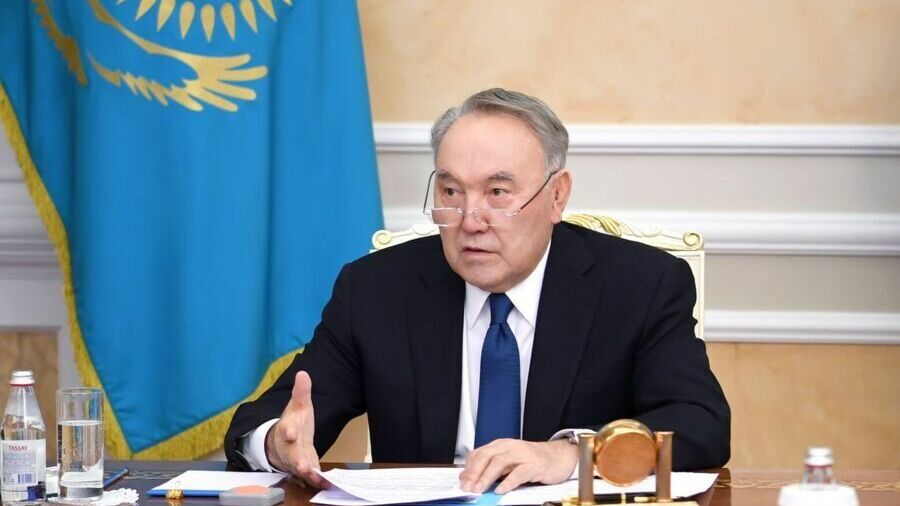 Хождение по мукам: Назарбаева и его родню лишили «царских» привилегий