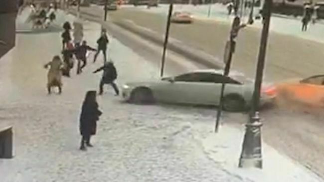 Лихач на Audi сбил актрису Лилию Загорскую на тротуаре в центре Москвы
