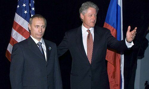 «Мы чувствовали себя бессильными»: что говорил Путин Клинтону о гибели "Курска"