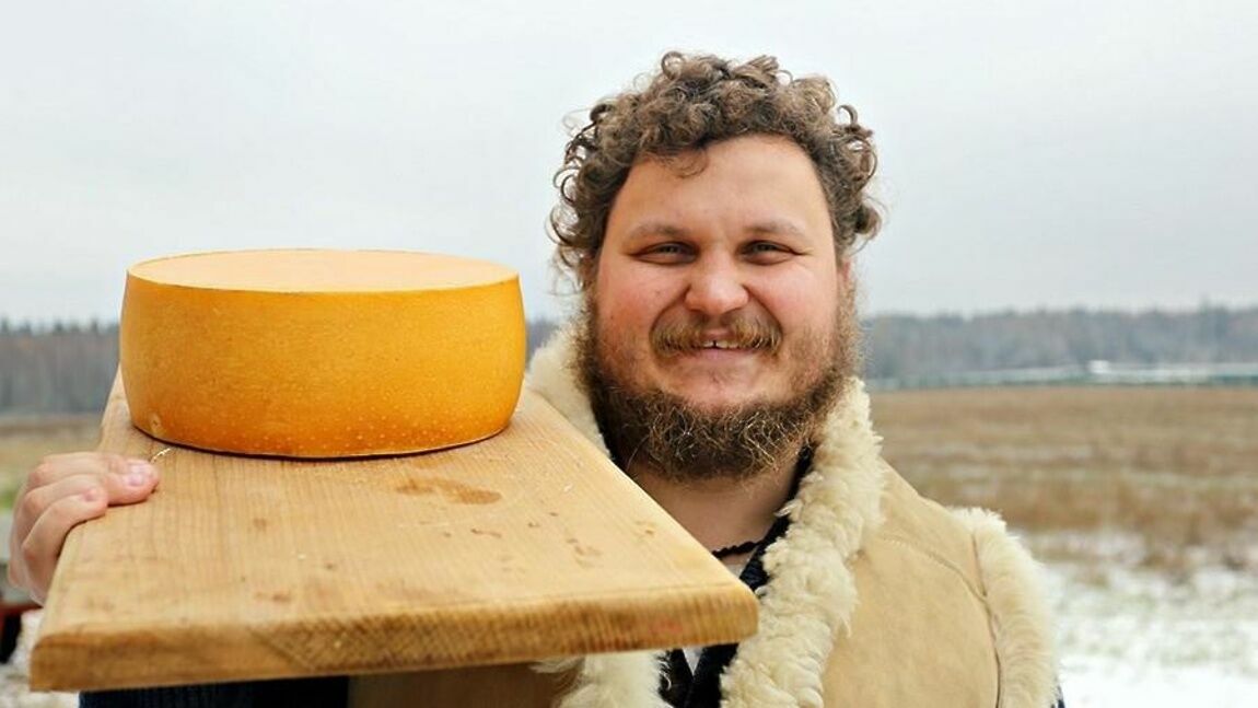 Известный сыродел Олег Сирота в 10-й раз передал сыр Путину