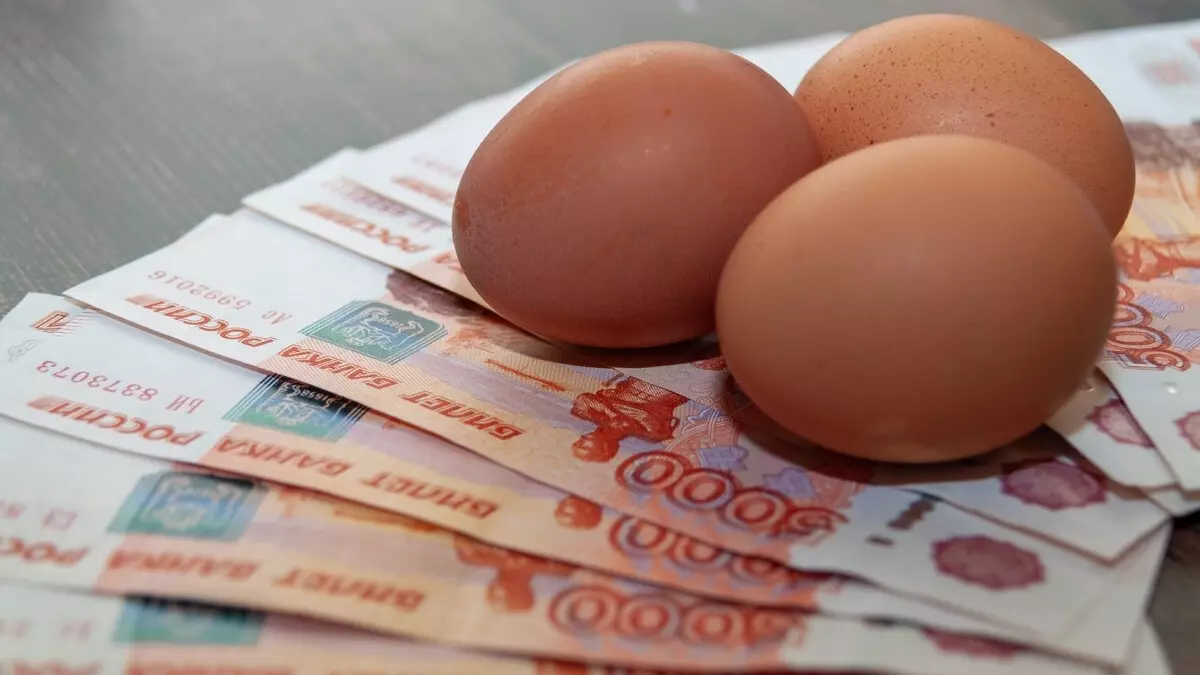 Поставки яиц из Турции, Азербайджана и Ирана начались, но цены в российских магазинах на народный товар не снижаются