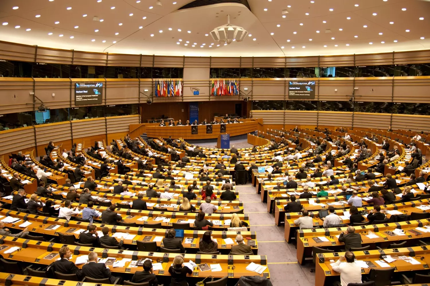 Европарламент призвал приостановить процесс интеграции Грузии в ЕС