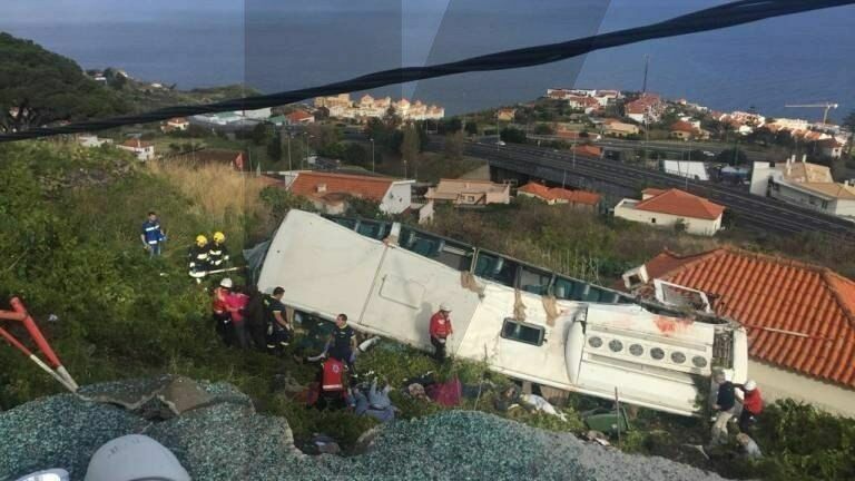 В Португалии 28 человек погибли в ДТП с туристическим автобусом