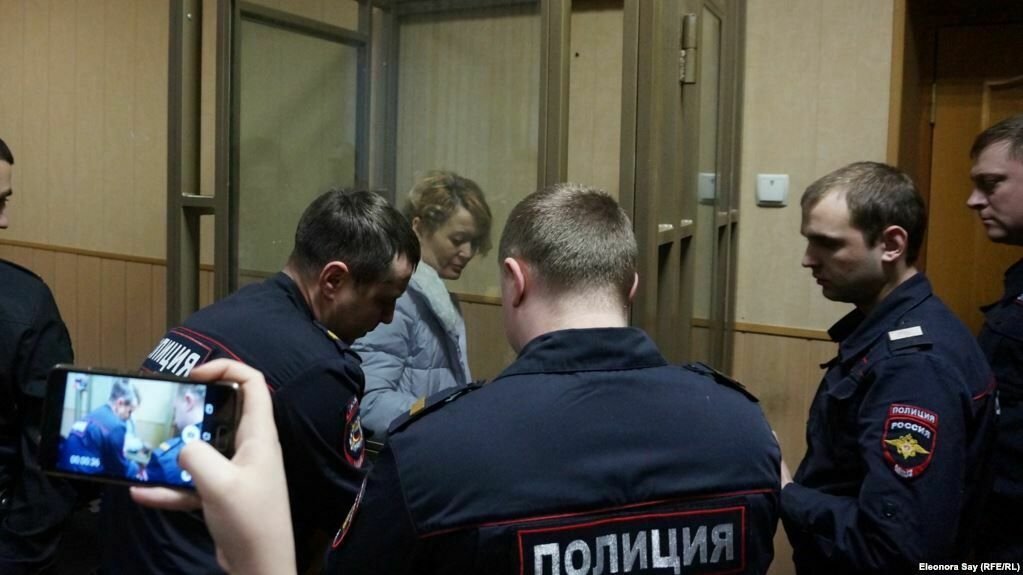 Арестованную активистку «Открытой России» отпустили на похороны дочери