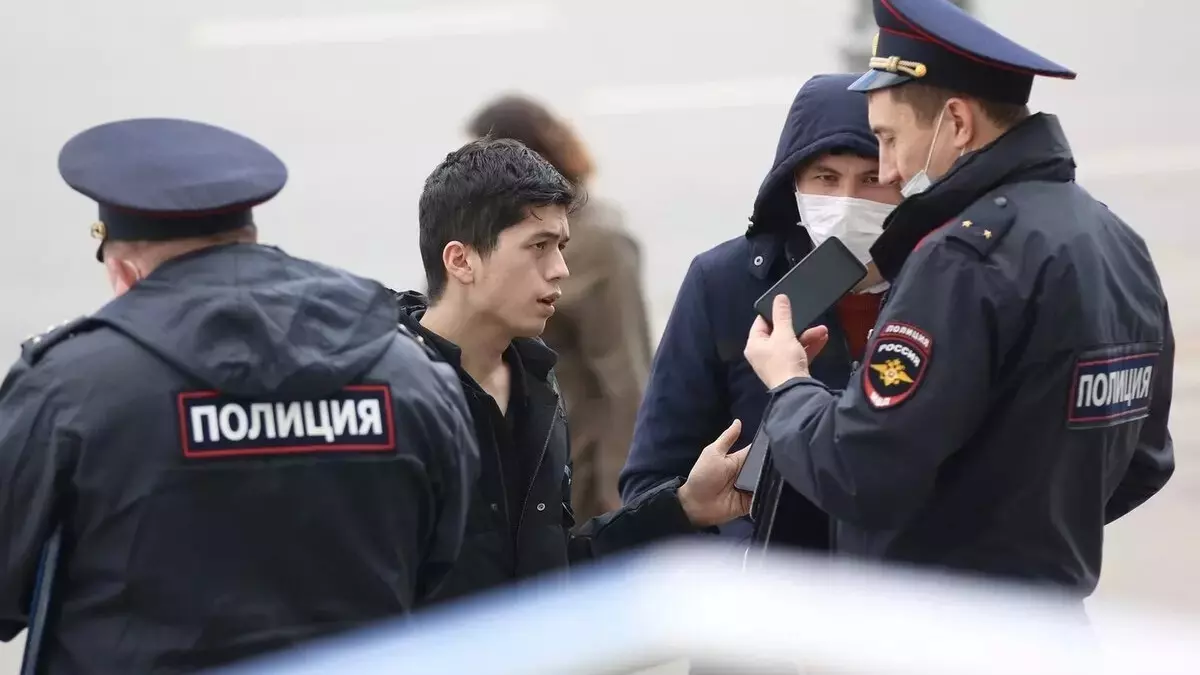 После теракта в «Крокусе» в России решили ужесточить миграционное законодательство.
